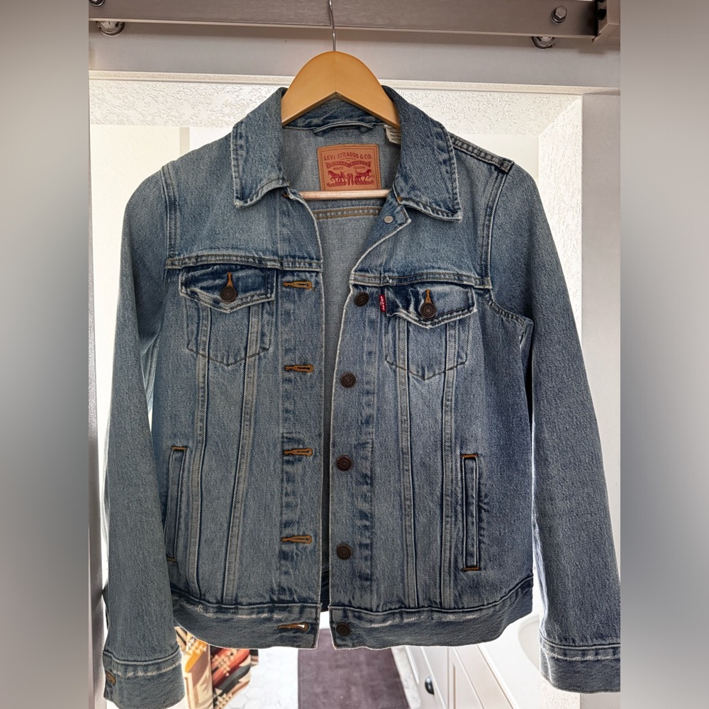 Levi’s Trucker Jacket
